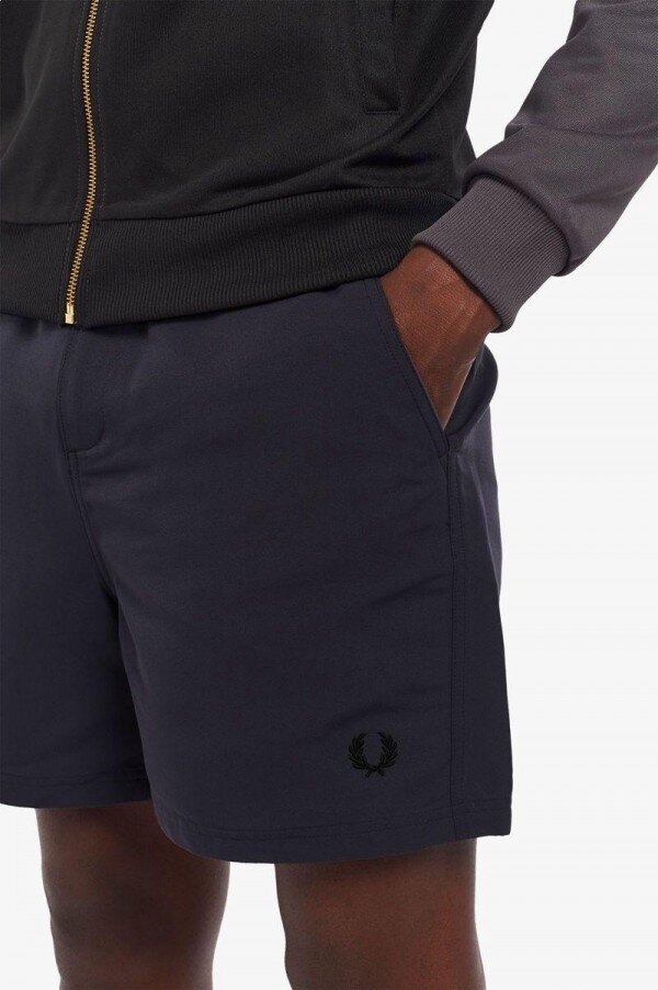 Badshorts med kontrastpaneler Badshorts med kontrastpaneler