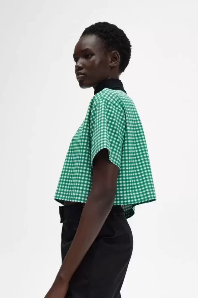 Beskuren Gingham-pikétröja för kvinnor Beskuren Gingham-pikétröja för kvinnor
