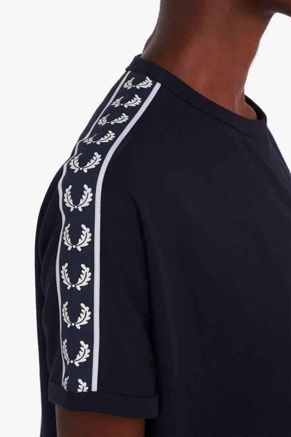 Beskurna tejpade ringar-t-shirts Beskurna tejpade ringar-t-shirts