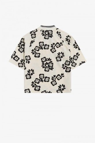 Blommiga t-shirts
