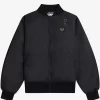 Broderade bomberjackor för kvinnor