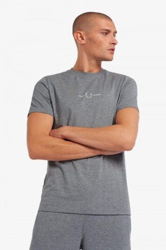 Broderade T-shirts