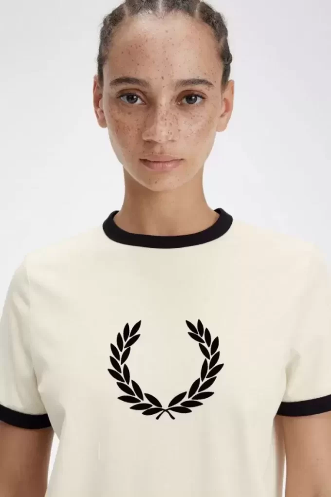 Flockad lagerkrans dam-t-shirt