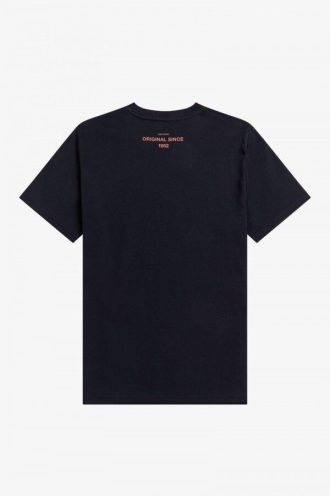 Flockad lagerkrans T-shirts