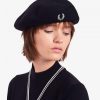 Fred Perry Baskerhattar