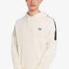 Fred Perry hattar med grafiskt tryck Fred Perry hattar med grafiskt tryck