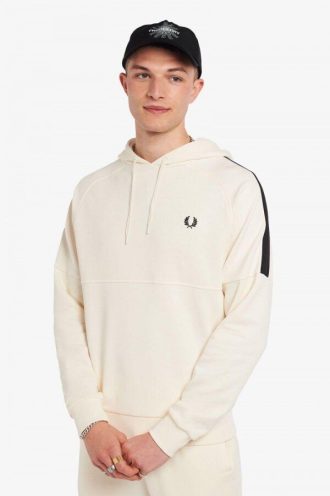 Fred Perry hattar med grafiskt tryck