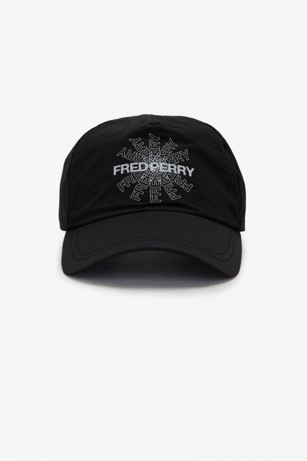 Fred Perry hattar med grafiskt tryck Fred Perry hattar med grafiskt tryck