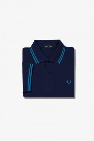 fred perry m3600 piktrjor 2 32 330x496 - Fred Perry M3600 pik&eacute;tr&ouml;jor