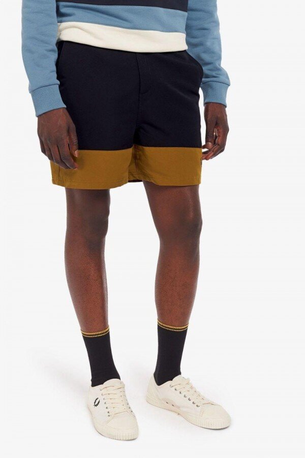 Färgblockerade badshorts Färgblockerade badshorts
