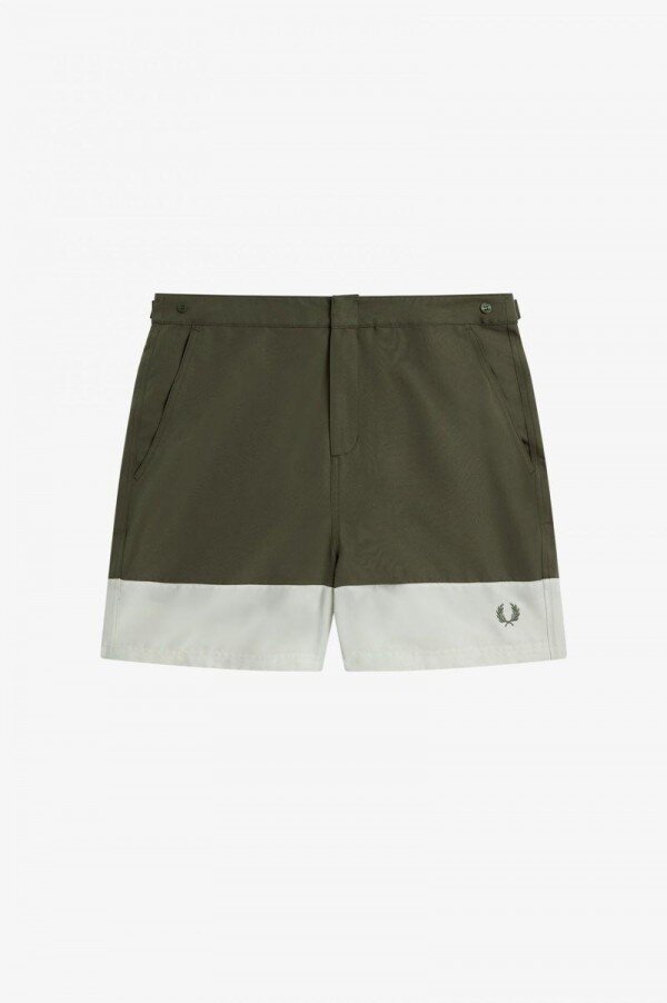 Färgblockerade badshorts Färgblockerade badshorts