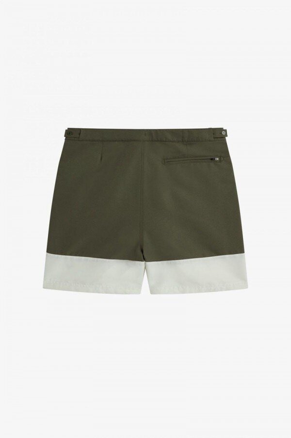 Färgblockerade badshorts Färgblockerade badshorts