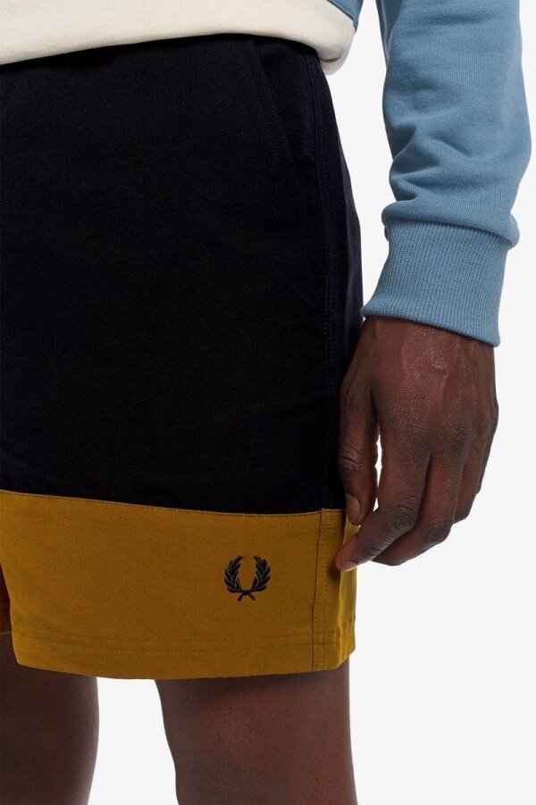 Färgblockerade badshorts Färgblockerade badshorts