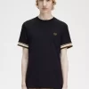 Herr-T-shirt med djärv spets i piké Herr-T-shirt med djärv spets i piké