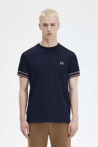 Herr-T-shirt med djärv spets i piké