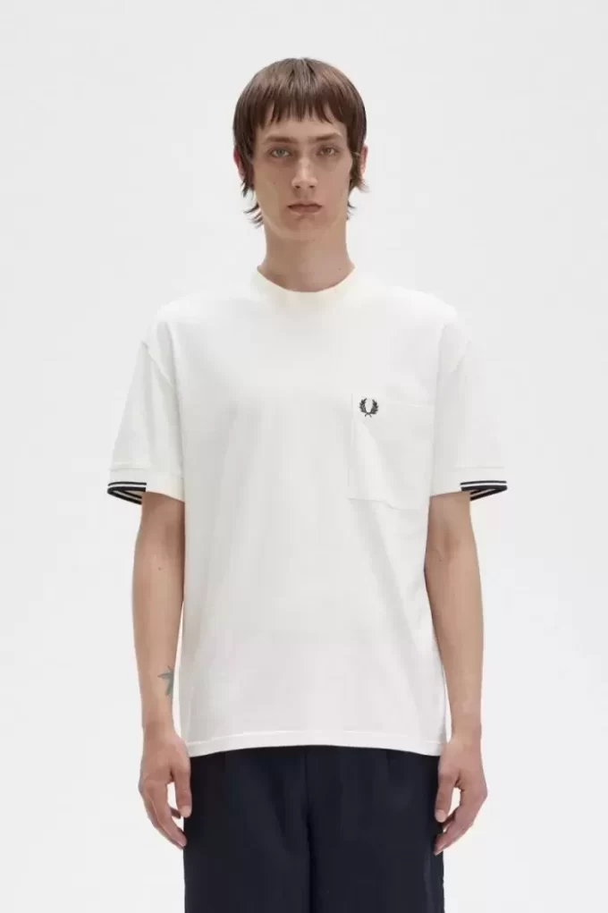 Herr-T-shirt med spetsad ärm Herr-T-shirt med spetsad ärm