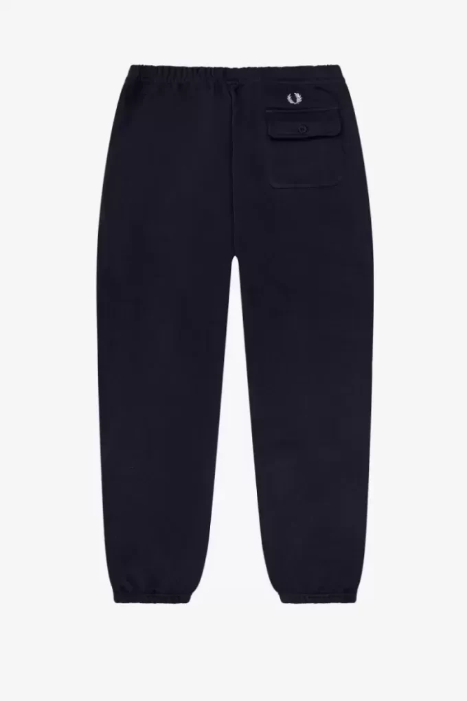 Herrbyxor med fickdetalj Herrbyxor med fickdetalj