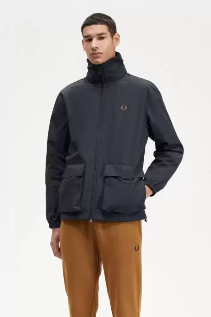 Herrjackor med lappfickor och dragkedja Herrjackor med lappfickor och dragkedja