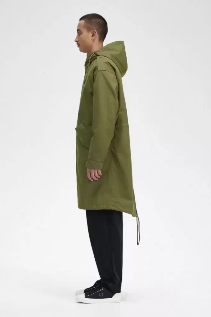 Herrparkas med fuskpälsfoder Herrparkas med fuskpälsfoder