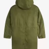 Herrparkas med fuskpälsfoder Herrparkas med fuskpälsfoder