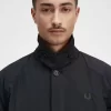 Herrparkas med knappar och Mac-logotyp Herrparkas med knappar och Mac-logotyp