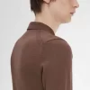 Klassisk stickad herrskjorta Klassisk stickad herrskjorta