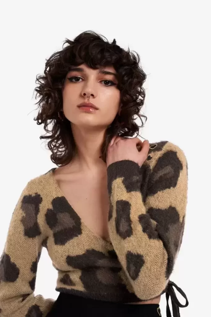 Leopardmönstrad omlottkofta för kvinnor