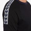 Panelerade tejpade t-shirts