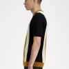 Randig finstickad herr-T-shirt Randig finstickad herr-T-shirt