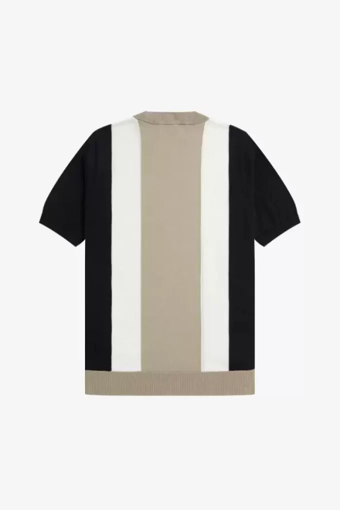 Randig finstickad herr-T-shirt Randig finstickad herr-T-shirt