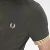 Randig manschett-t-shirt för män Randig manschett-t-shirt för män