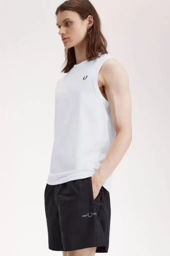 Rundringad väst för män, t-shirt Rundringad väst för män, t-shirt