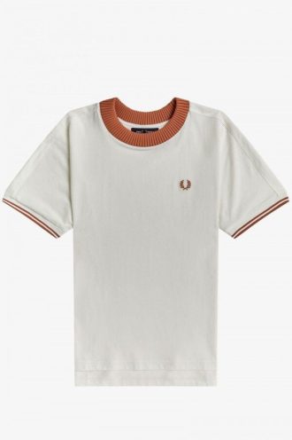 Stickade t-shirts med kantband