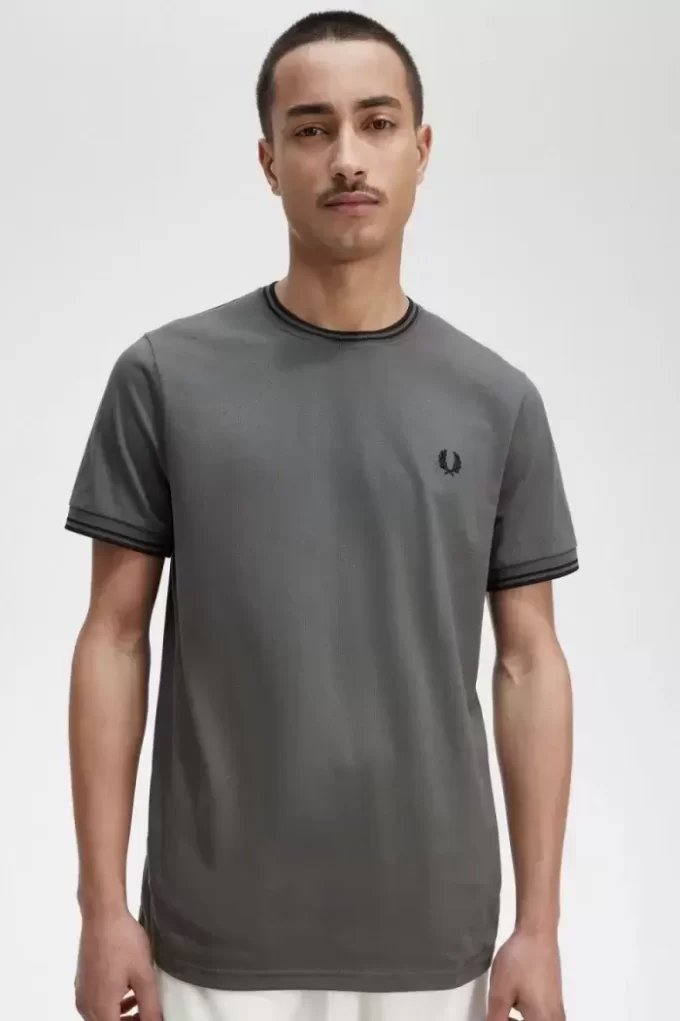 T-shirt med dubbeltippning för män T-shirt med dubbeltippning för män