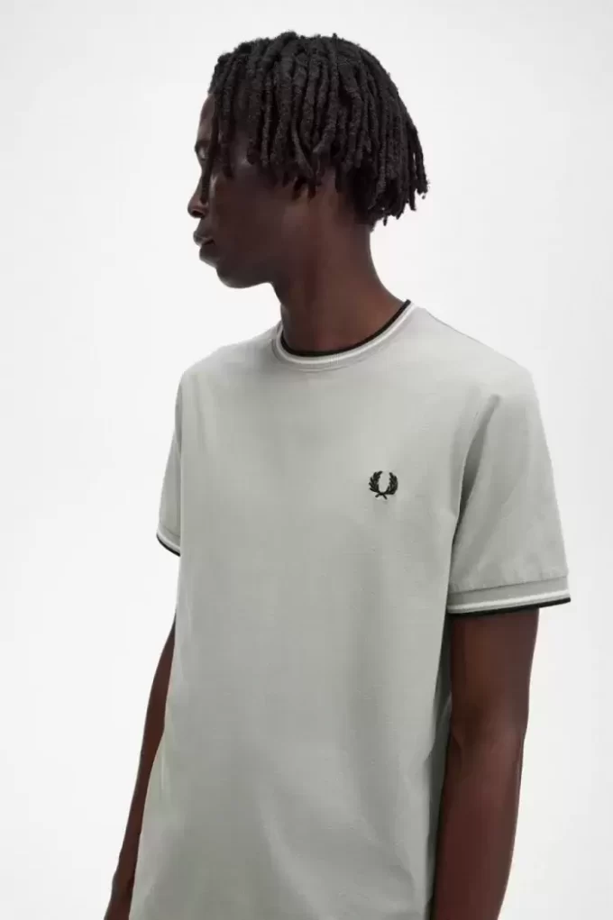 T-shirt med dubbeltippning för män T-shirt med dubbeltippning för män