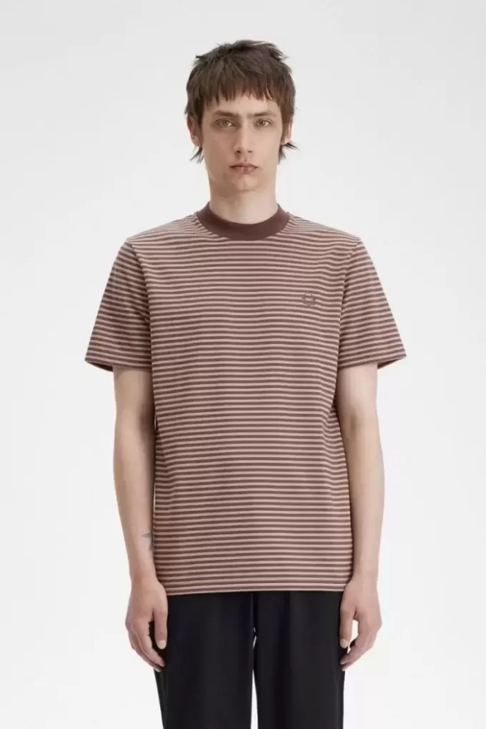 T-shirt med fina randig detaljer för män T-shirt med fina randig detaljer för män