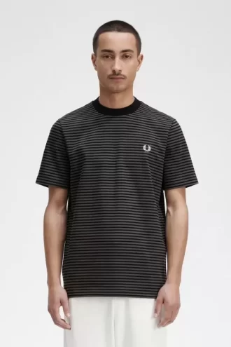 T-shirt med fina randig detaljer för män