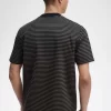 T-shirt med fina randig detaljer för män T-shirt med fina randig detaljer för män