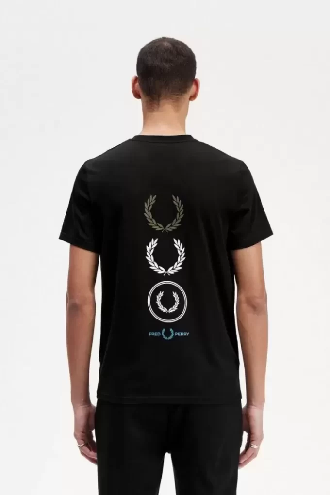 T-shirt med grafisk märkning för män T-shirt med grafisk märkning för män