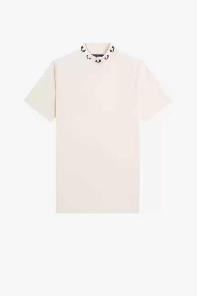 T-shirt med hög hals och lagerkrans för kvinnor T-shirt med hög hals och lagerkrans för kvinnor